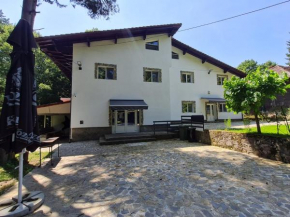 Pensiunea Puiu, Moroeni